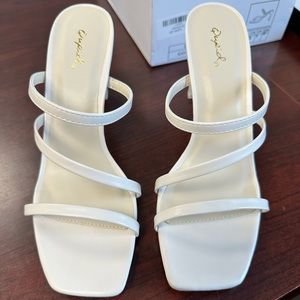 Qupid Strappy Square Toe Heels (Off White)